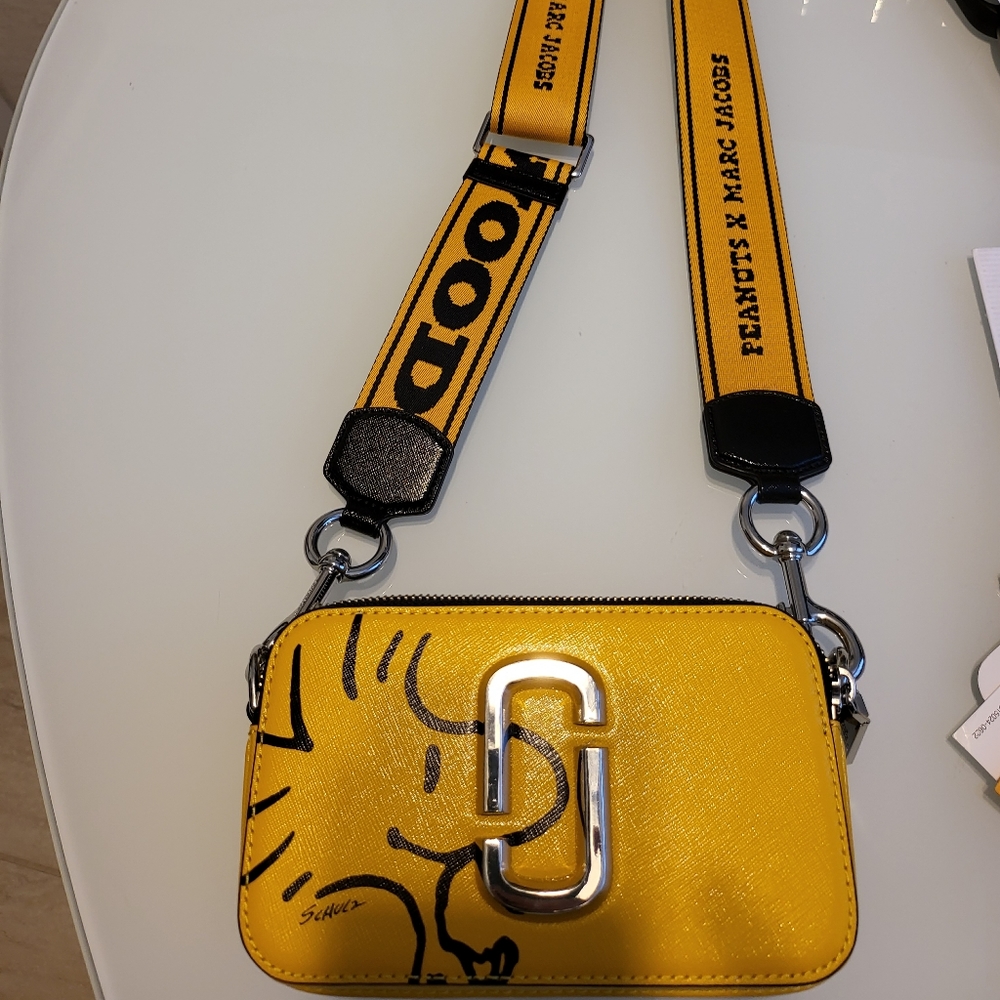 Marc Jacobs peanut